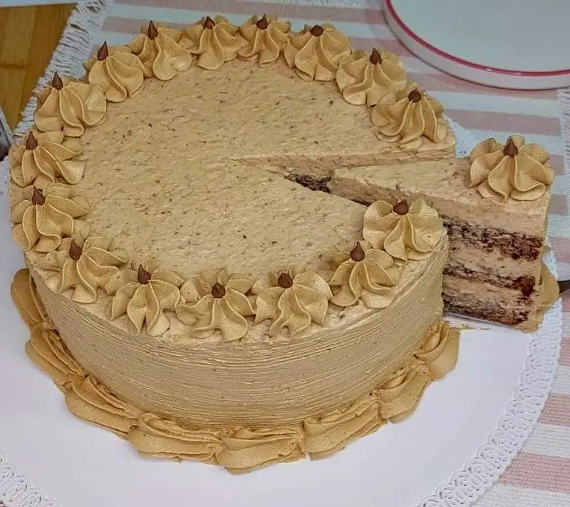 KARAMEL TORTA SA ORASIMA: Zapišite recept za zaboravljenu ljepoticu