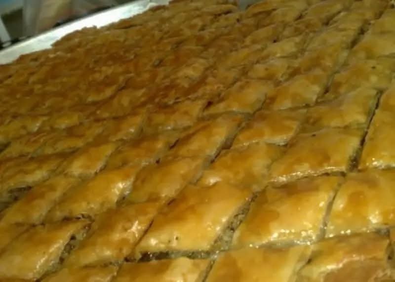TAJNA JE U OVOM DETALJU: Recept za najbolju baklavu