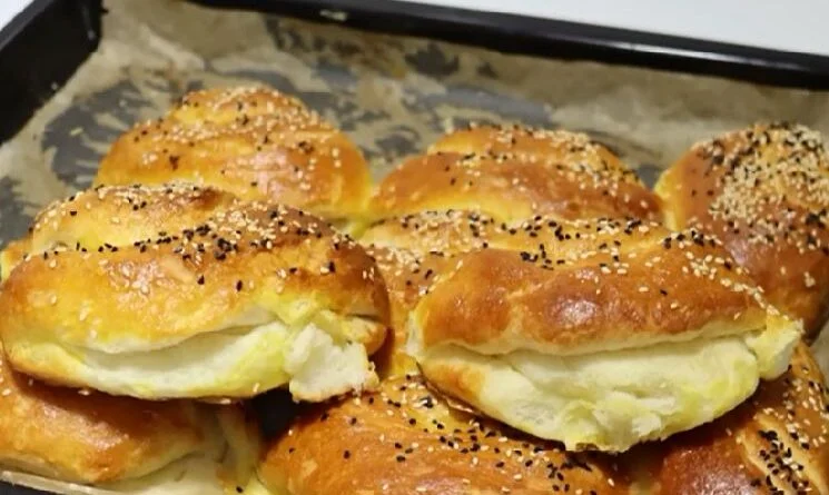 Čuveni Recept ‘ŠKOLJKICE’. Prodaju se 1000 dnevno u Turskoj pekari.Tako jednostavne a svi žele recept.